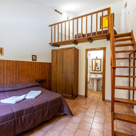 Agriturismo La Ferrera Varco Sabino Eksteriør bilde