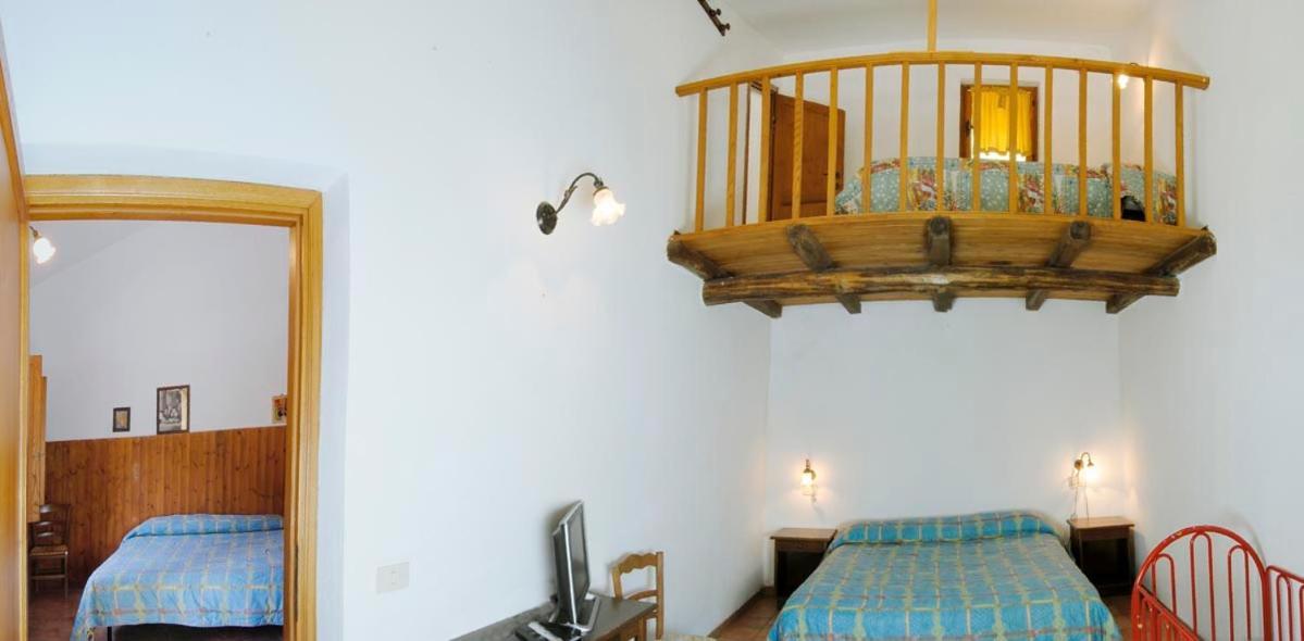 Agriturismo La Ferrera Varco Sabino Eksteriør bilde